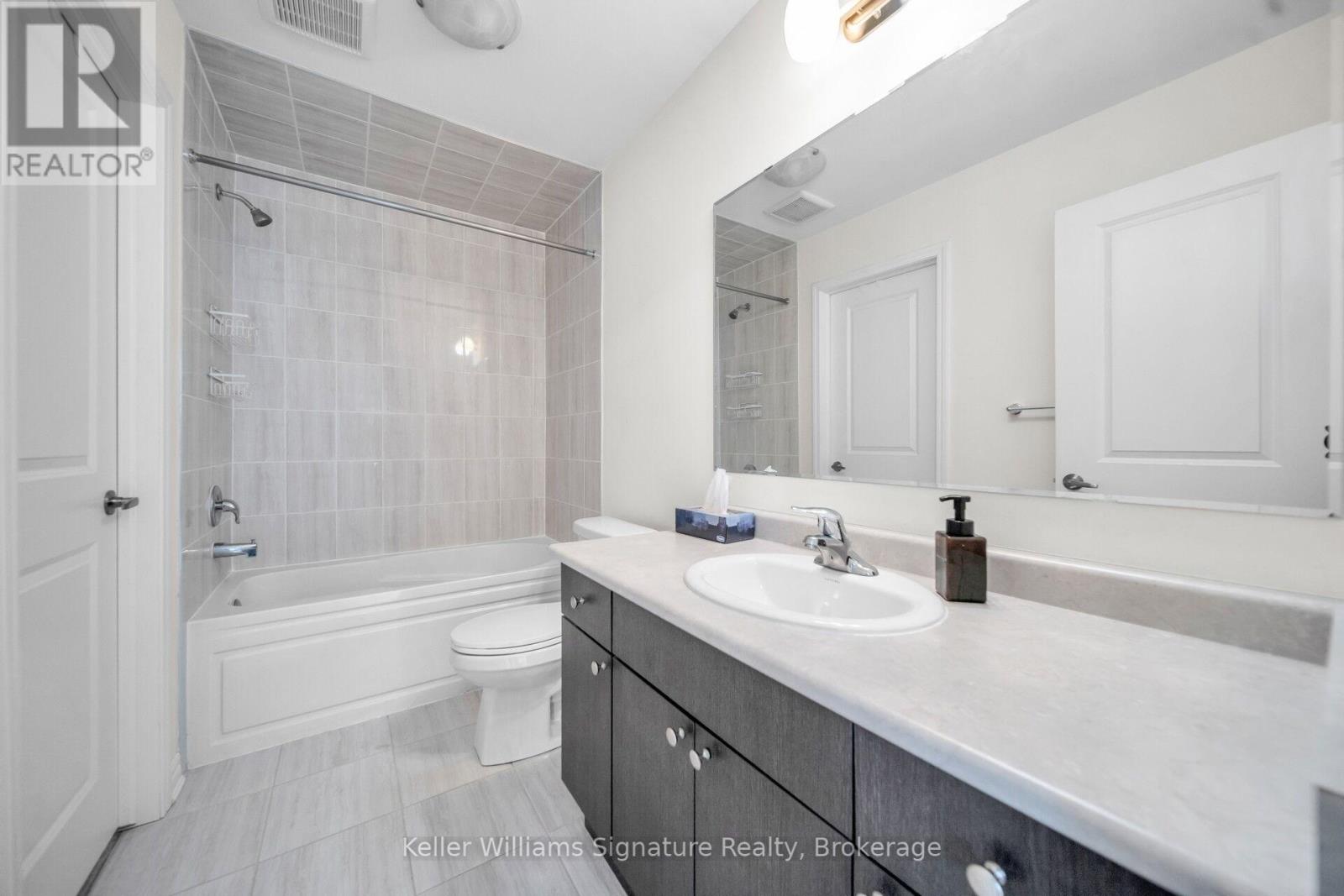 Photo 21 of 140 1000 Asleton Boulevard, Milton ON