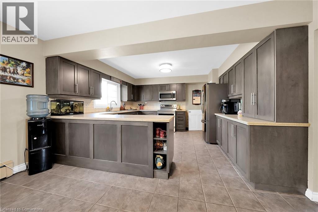 Photo 10 of 680 Haldimand 20 Road, Hagersville ON