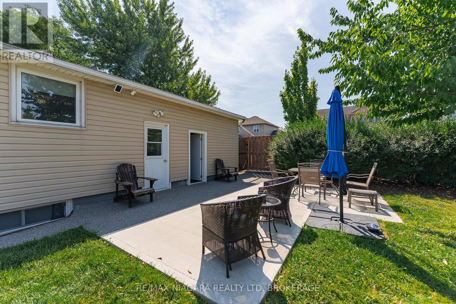 Photo 17 of 63 Moffatt Street, St Catharines ON