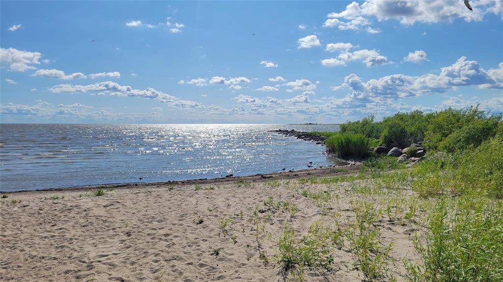 Photo 11 of 134 Sunset Bay, St Clements MB