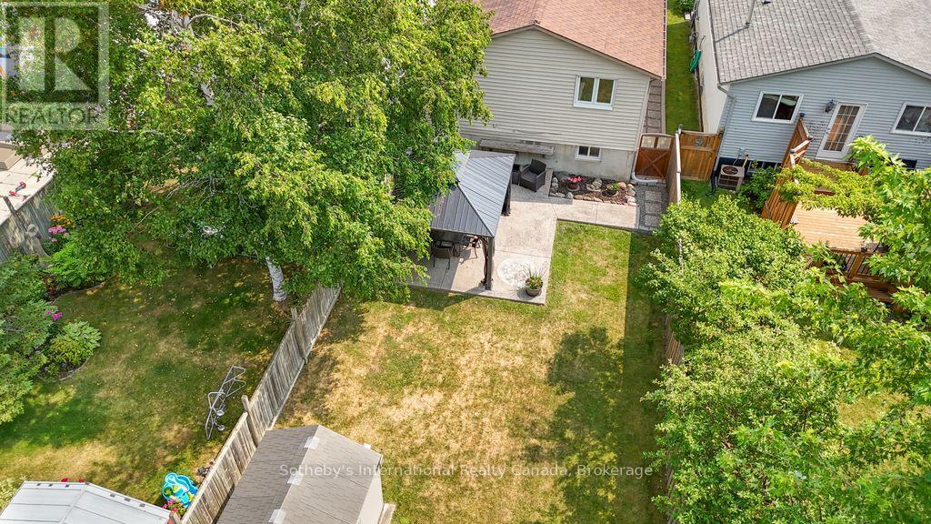 Photo 17 of 6 Longview Drive, Bradford West Gwillimbury ON