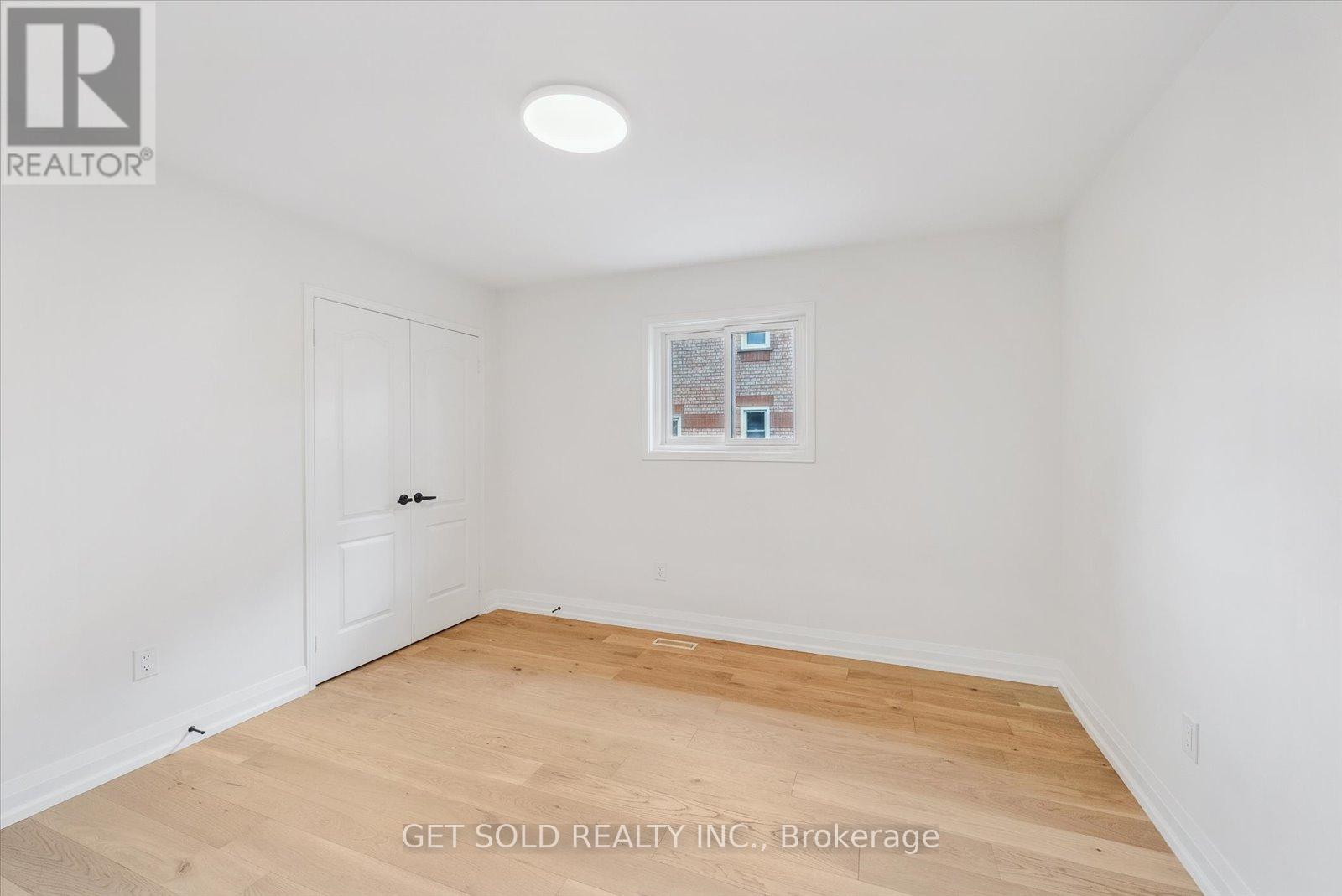 27 EDENBRIDGE DRIVE - 33