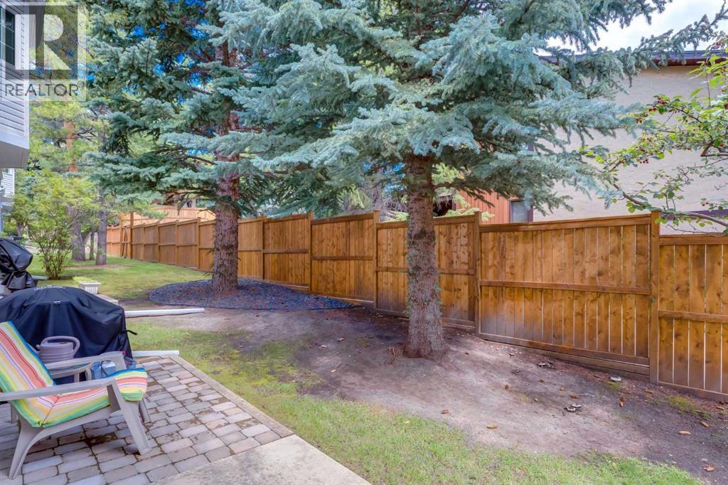 Single Family House 4 Level for Sale in   Silver Springs Road NW Silver Springs Calgary 