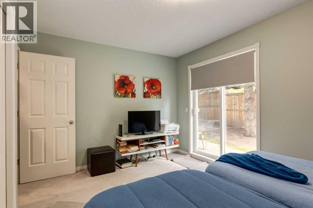 Single Family House 4 Level for Sale in   Silver Springs Road NW Silver Springs Calgary 