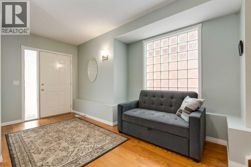Single Family House 4 Level for Sale in   Silver Springs Road NW Silver Springs Calgary 