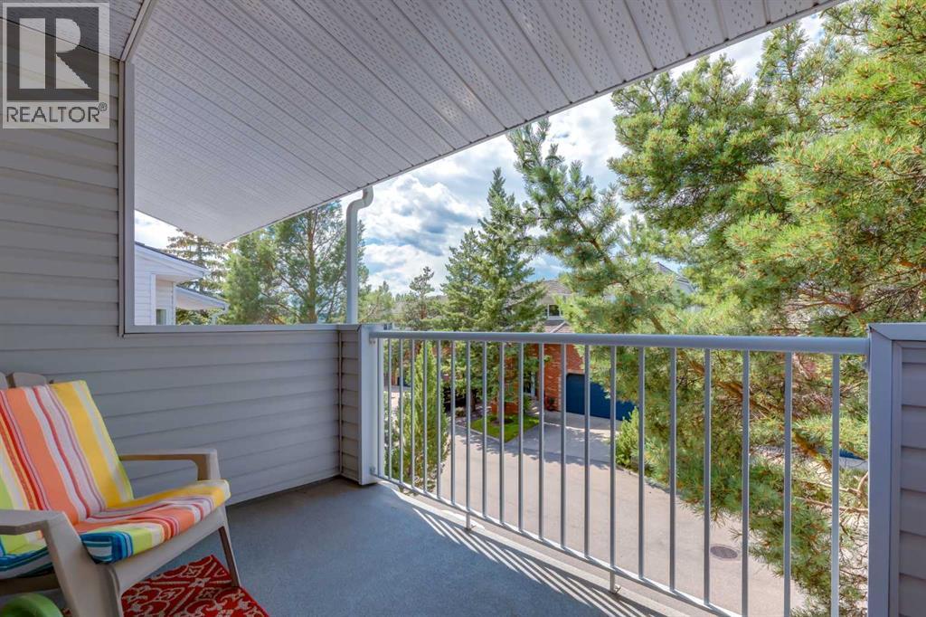 Single Family House 4 Level for Sale in   Silver Springs Road NW Silver Springs Calgary 