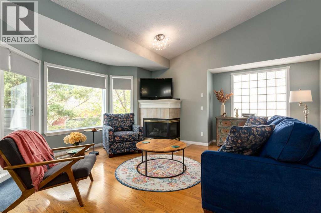 Single Family House 4 Level for Sale in   Silver Springs Road NW Silver Springs Calgary 