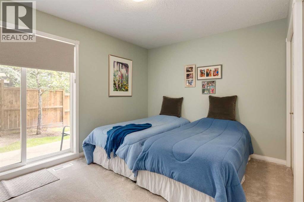 Single Family House 4 Level for Sale in   Silver Springs Road NW Silver Springs Calgary 