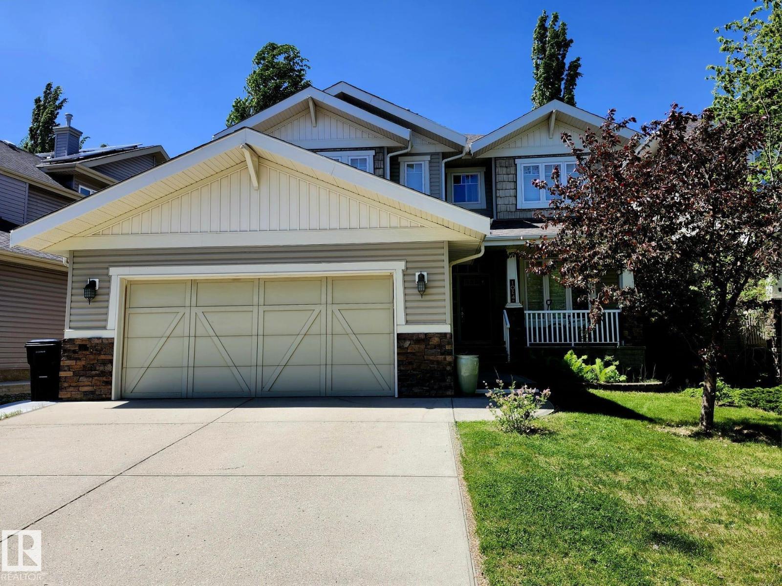 Photo 1 of 1024 Hope Rd Nw, Edmonton AB