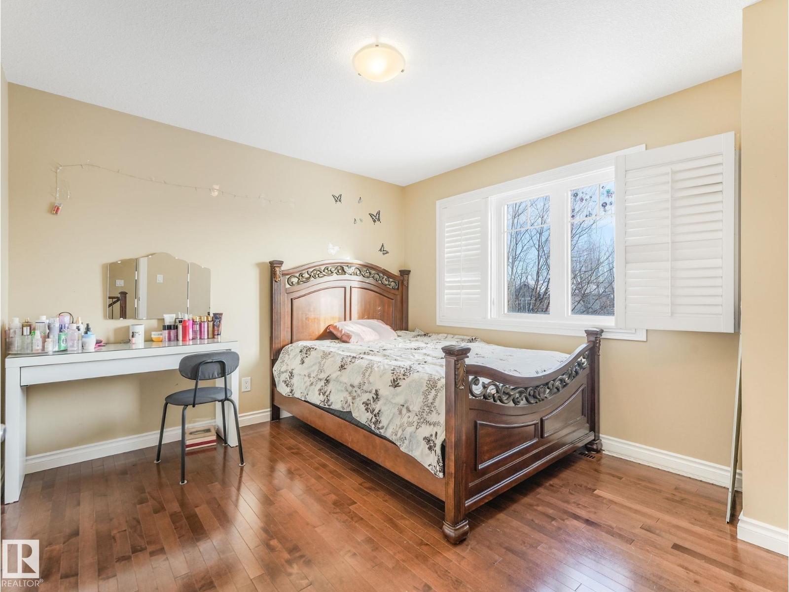 Photo 31 of 1024 Hope Rd Nw, Edmonton AB