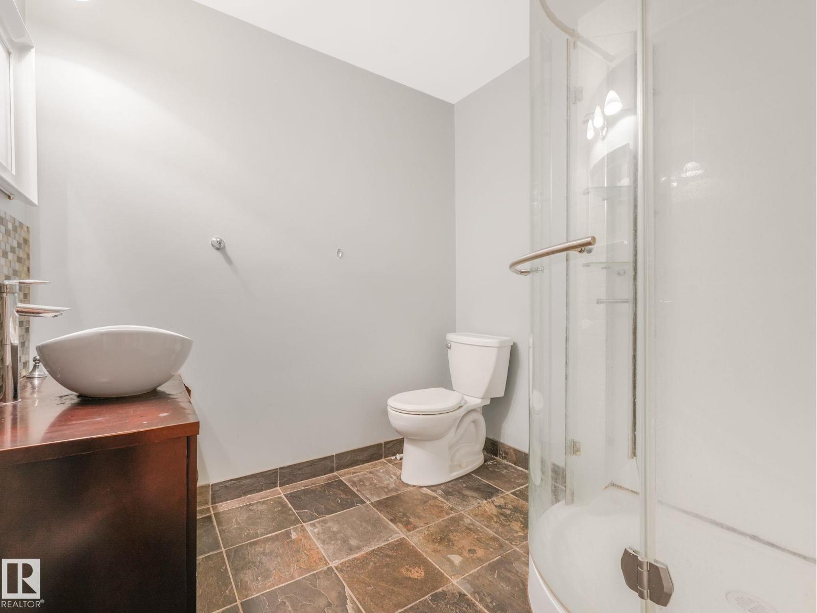 Photo 43 of 1024 Hope Rd Nw, Edmonton AB