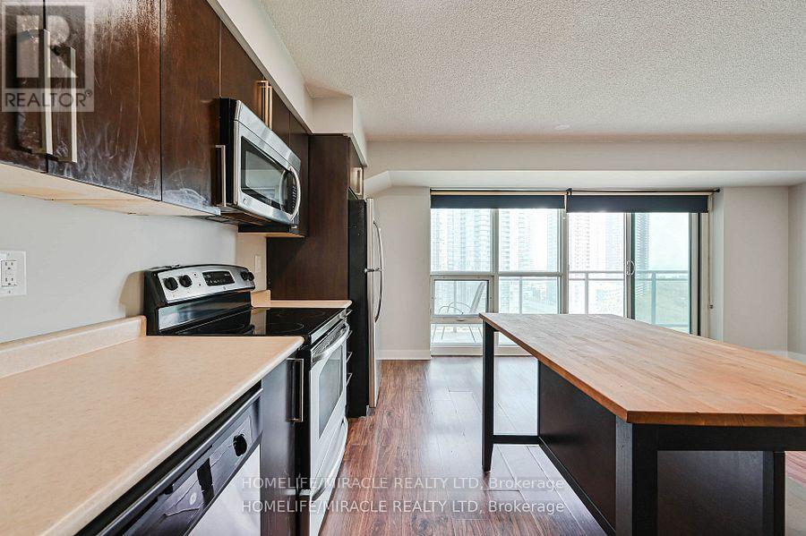 Photo 2 of 1401 155 Legion Road N, Toronto ON