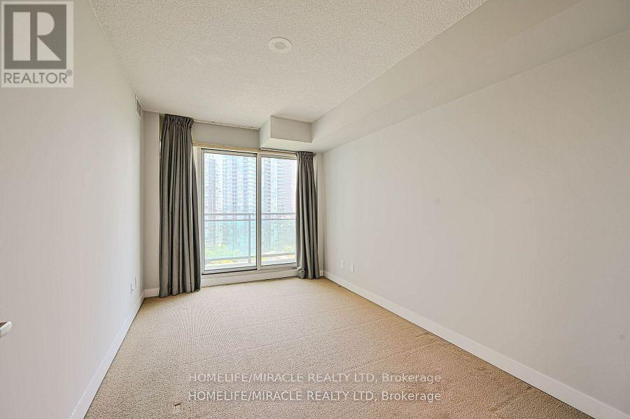 Photo 8 of 1401 155 Legion Road N, Toronto ON