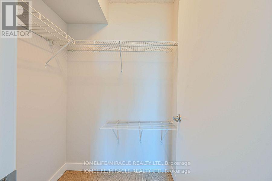 Photo 10 of 1401 155 Legion Road N, Toronto ON