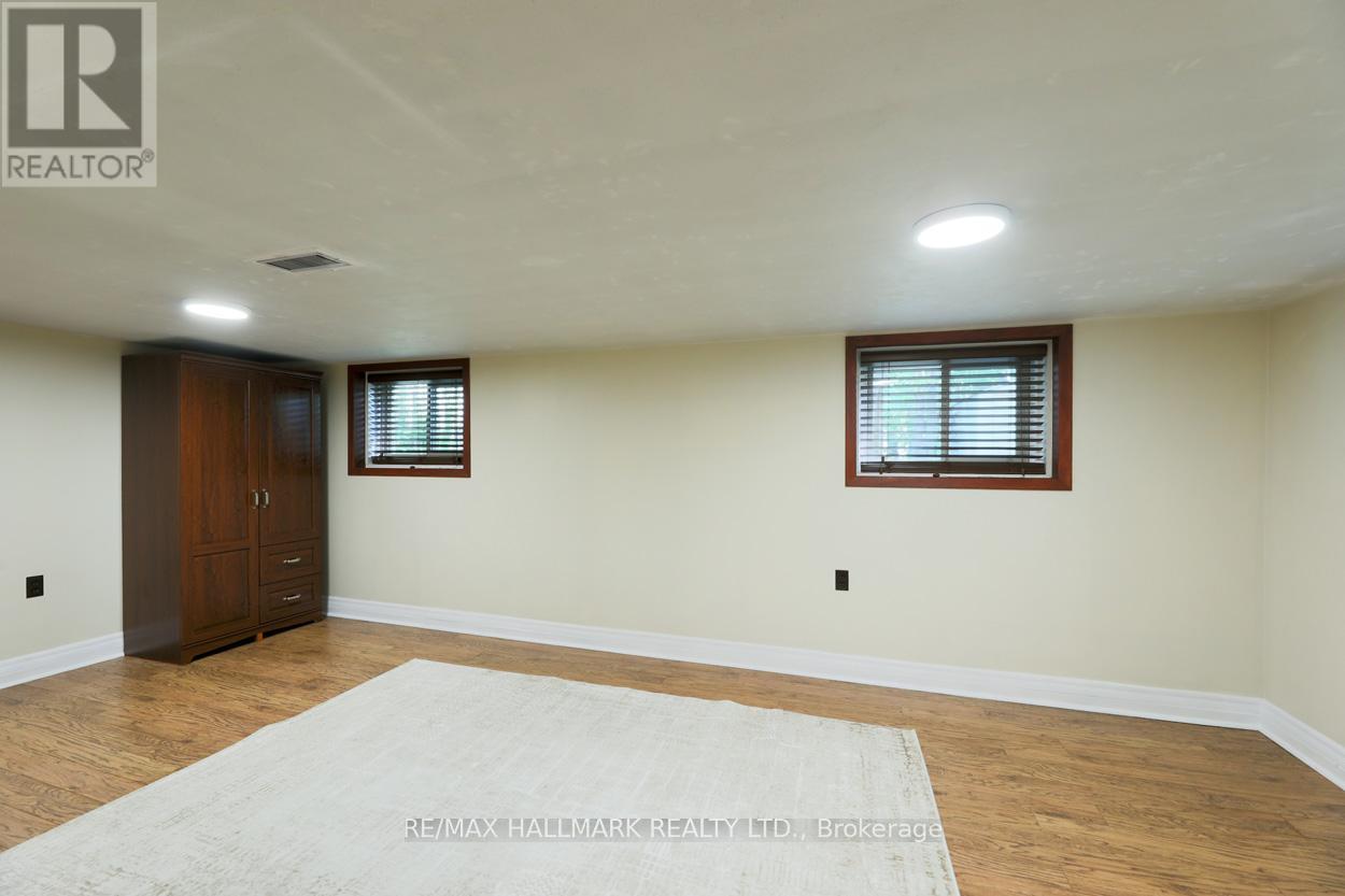 Photo 7 of Bsmt 659 Kipling Avenue, Toronto ON