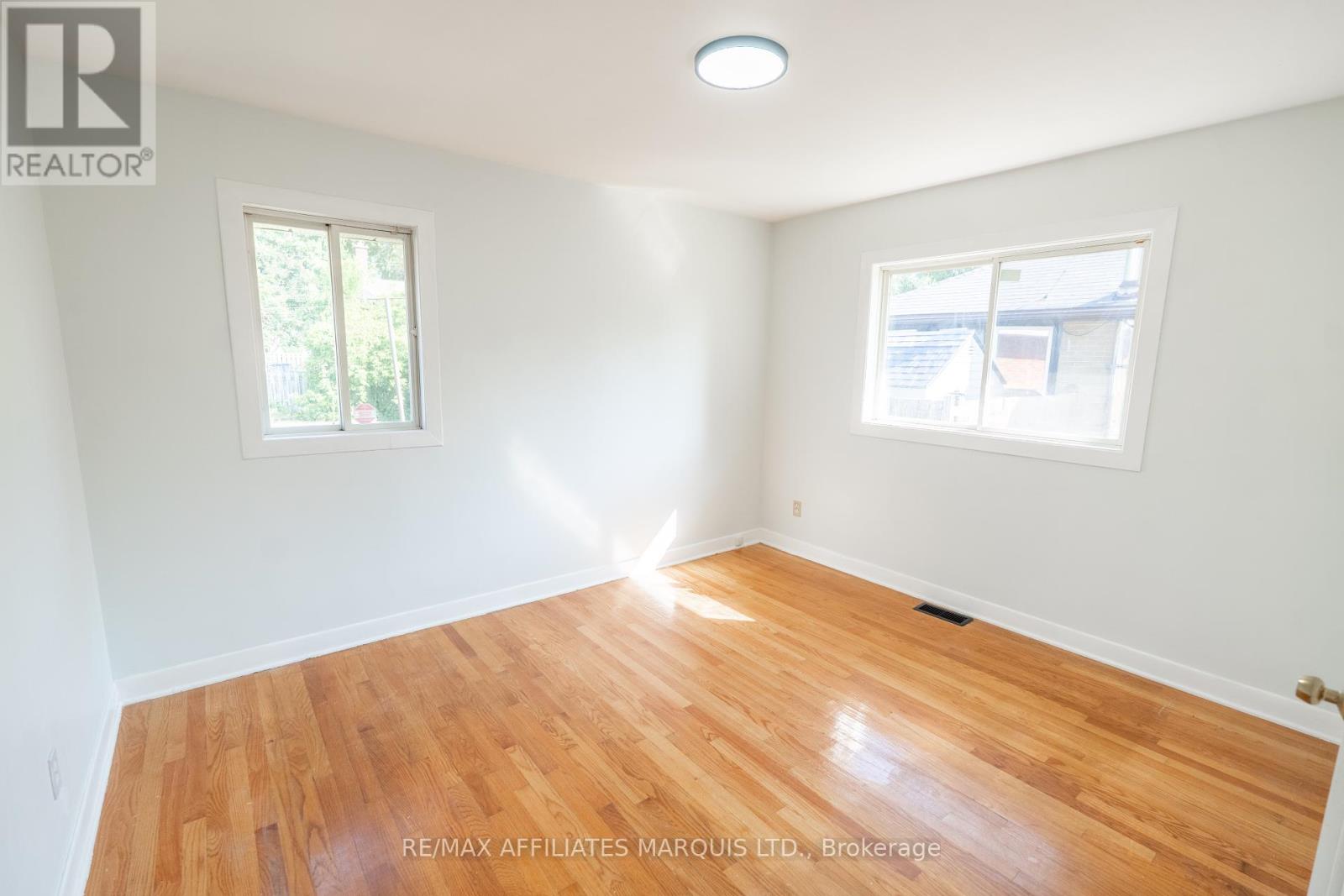 Photo 9 of 1203 Princess Street, Cornwall ON