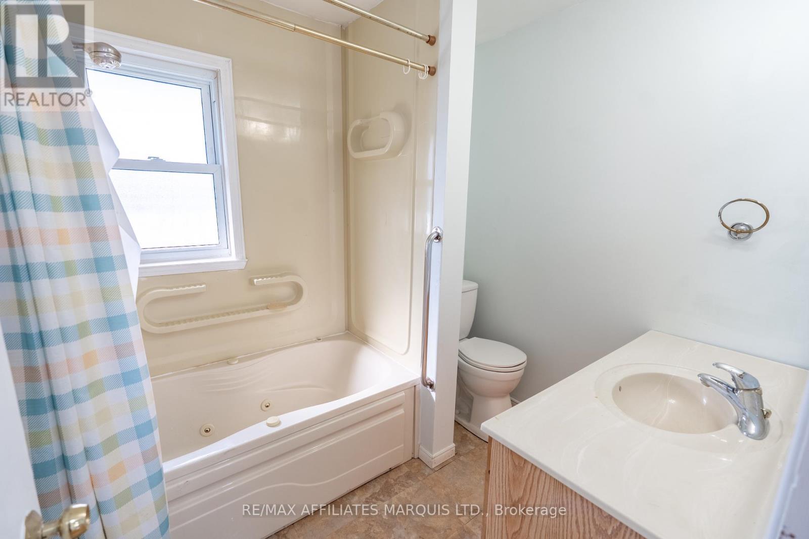 Photo 20 of 1203 Princess Street, Cornwall ON