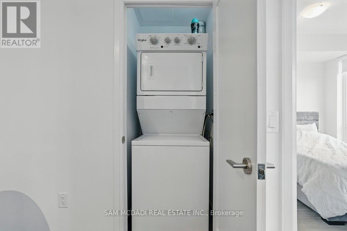 Photo 11 of 509 3220 Sheppard Avenue E, Toronto ON