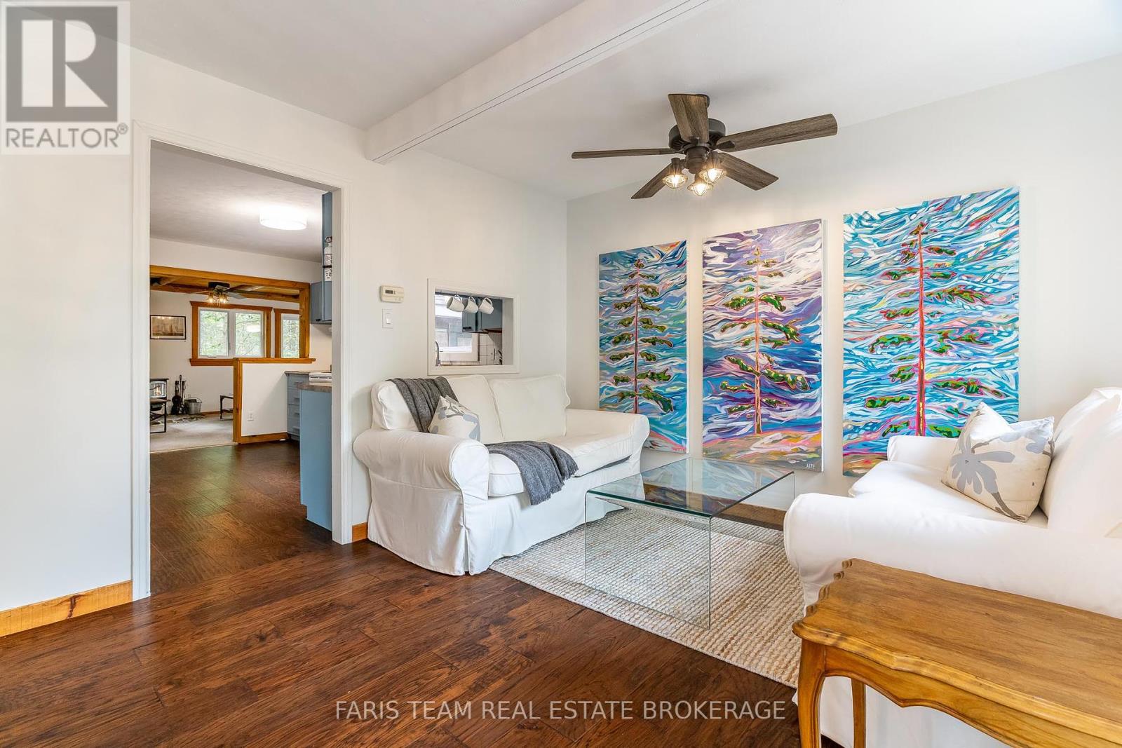 Photo 11 of 457 Silver Birch Drive, Tiny ON