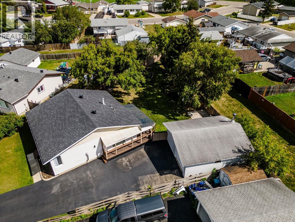 Photo 36 of 208 Silvertip Place, Fort Mcmurray AB