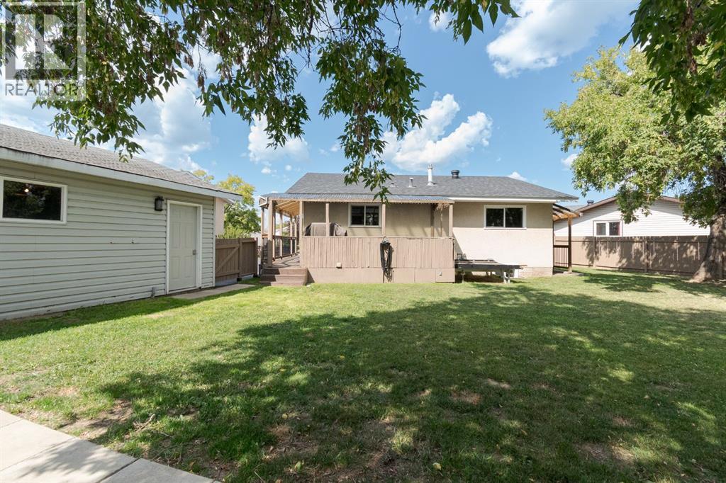 Photo 17 of 208 Silvertip Place, Fort Mcmurray AB