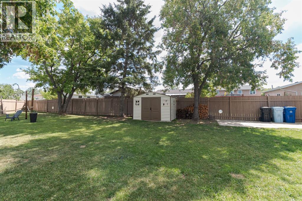 Photo 9 of 208 Silvertip Place, Fort Mcmurray AB