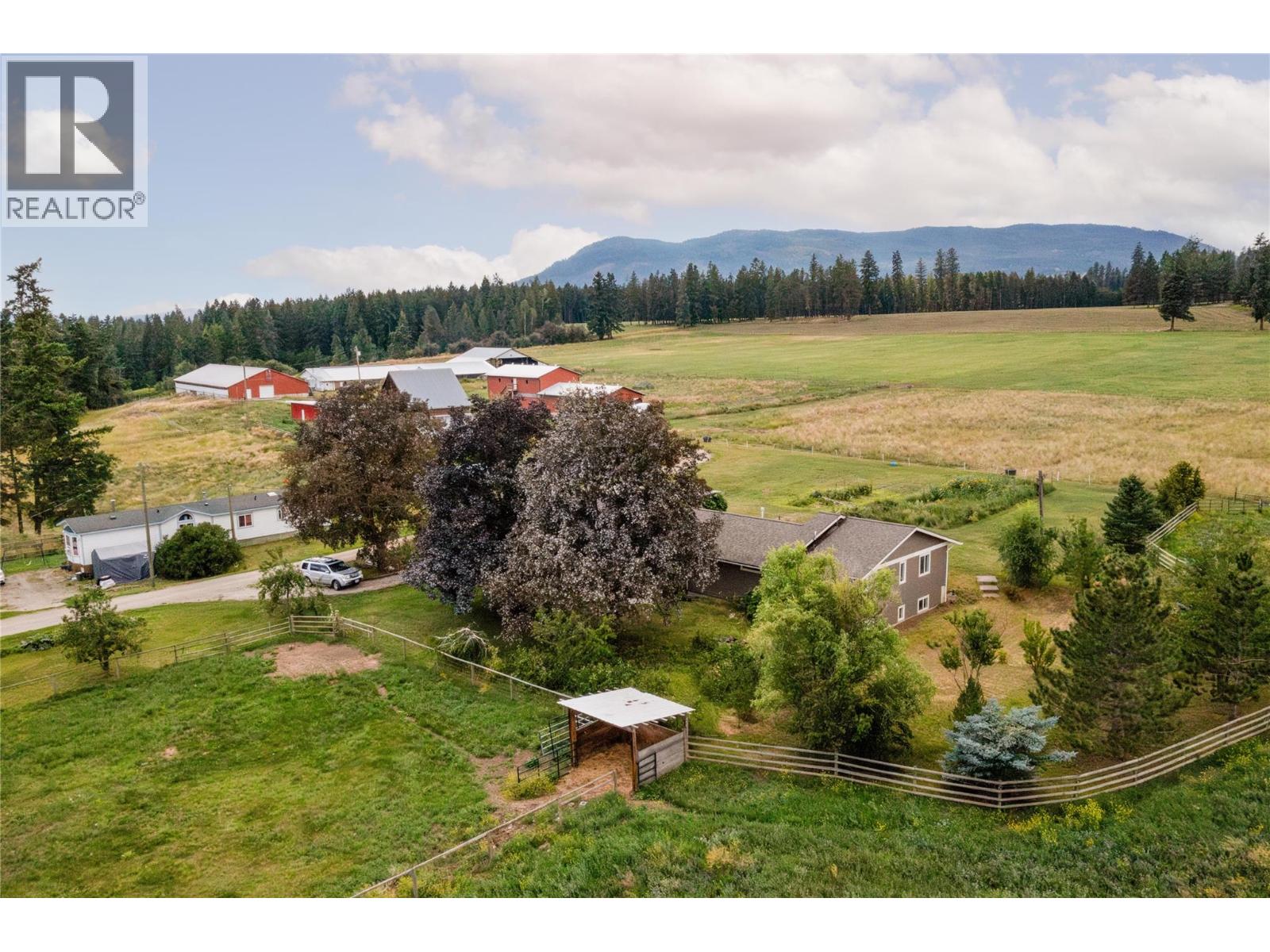 Photo 16 of 4780 Sleepy Hollow Road, Spallumcheen BC