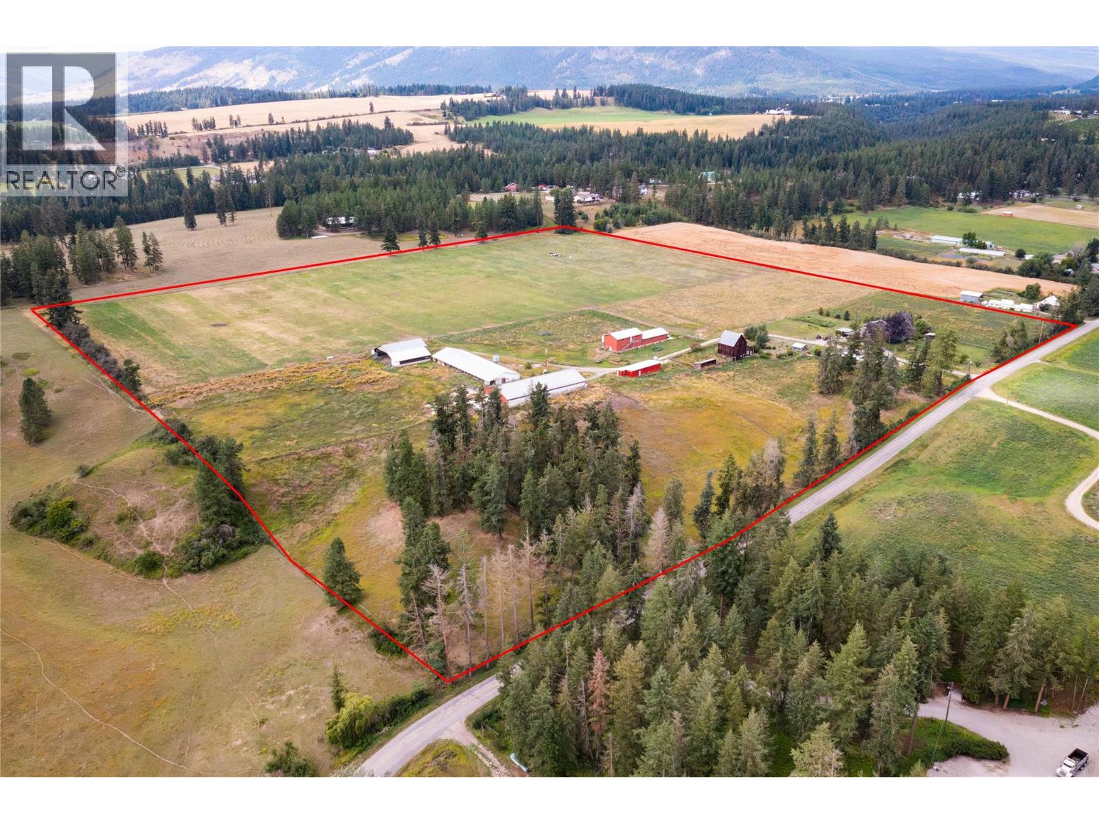 Photo 37 of 4780 Sleepy Hollow Road, Spallumcheen BC