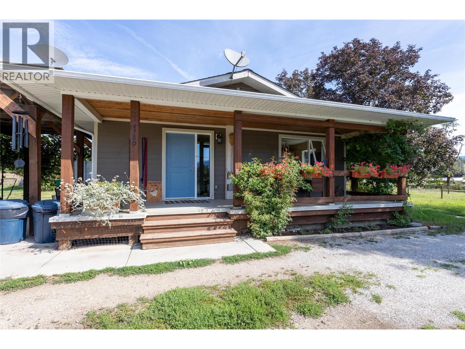 Photo 2 of 4780 Sleepy Hollow Road, Spallumcheen BC