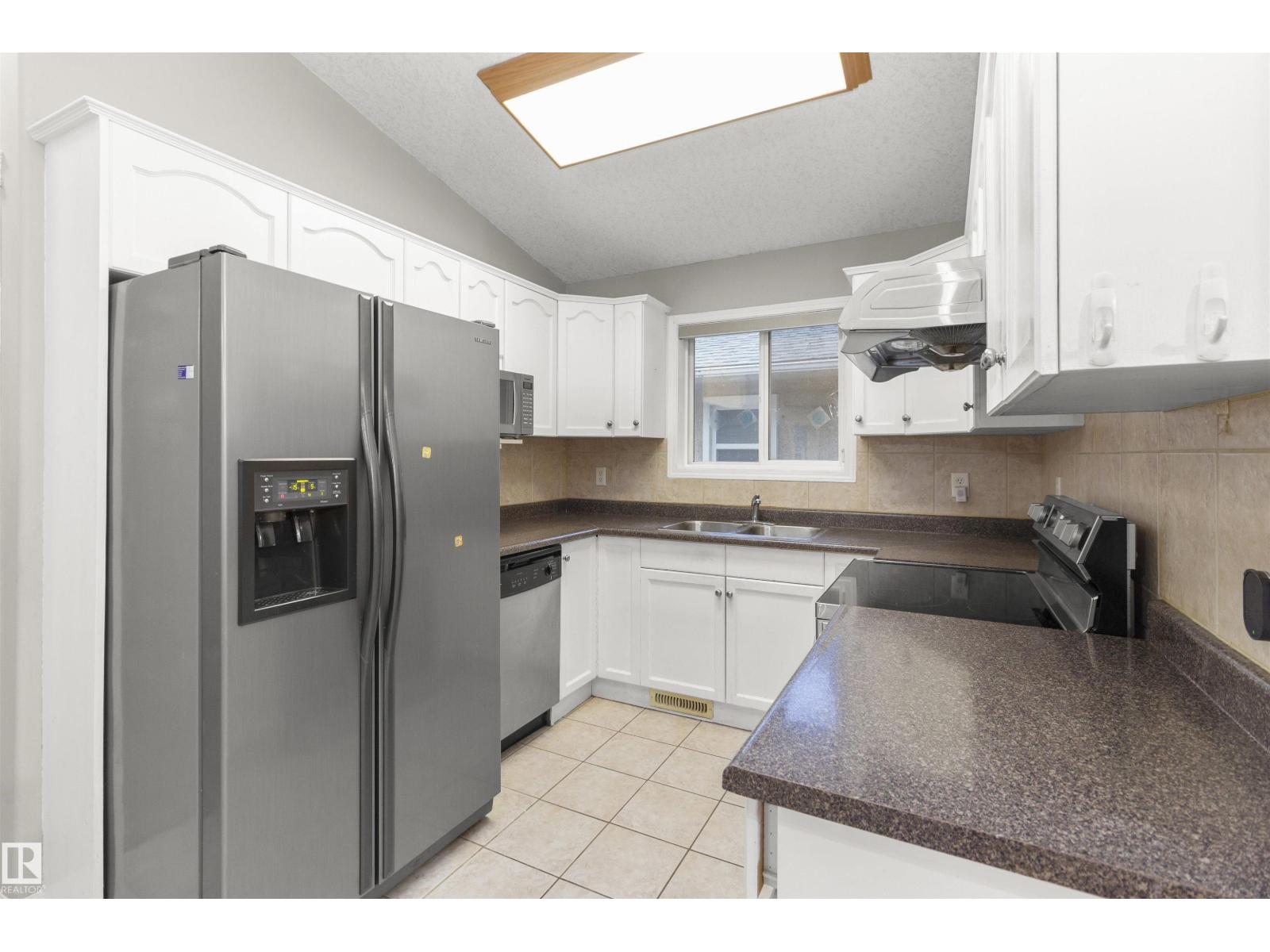 Photo 22 of 11517 83 St Nw, Edmonton AB