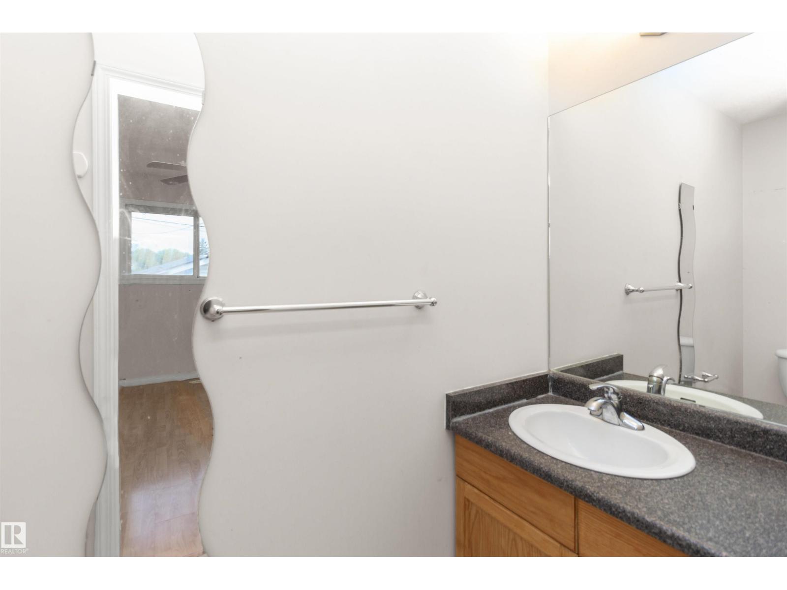 Photo 20 of 11517 83 St Nw, Edmonton AB
