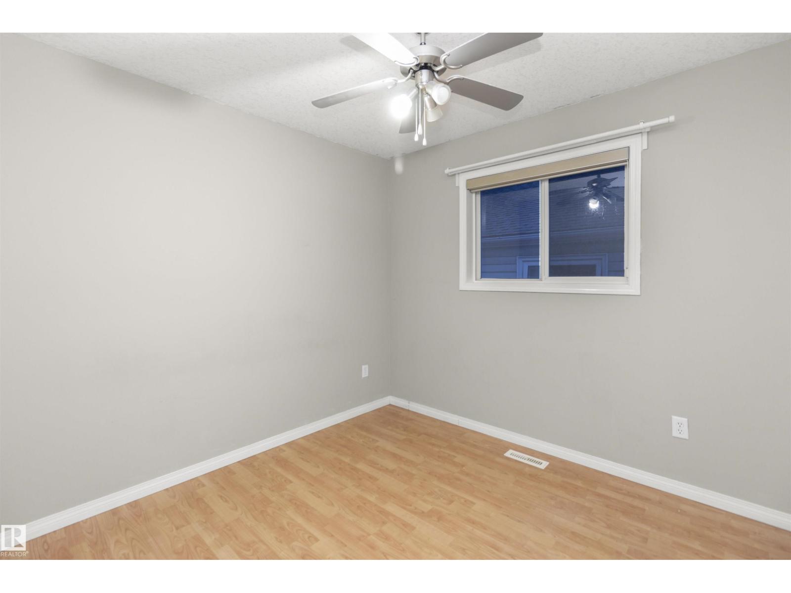 Photo 2 of 11517 83 St Nw, Edmonton AB