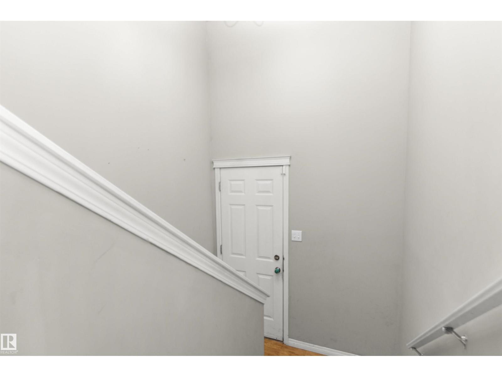 Photo 4 of 11517 83 St Nw, Edmonton AB