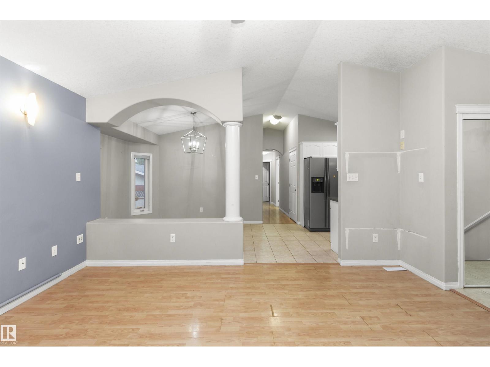 Photo 6 of 11517 83 St Nw, Edmonton AB