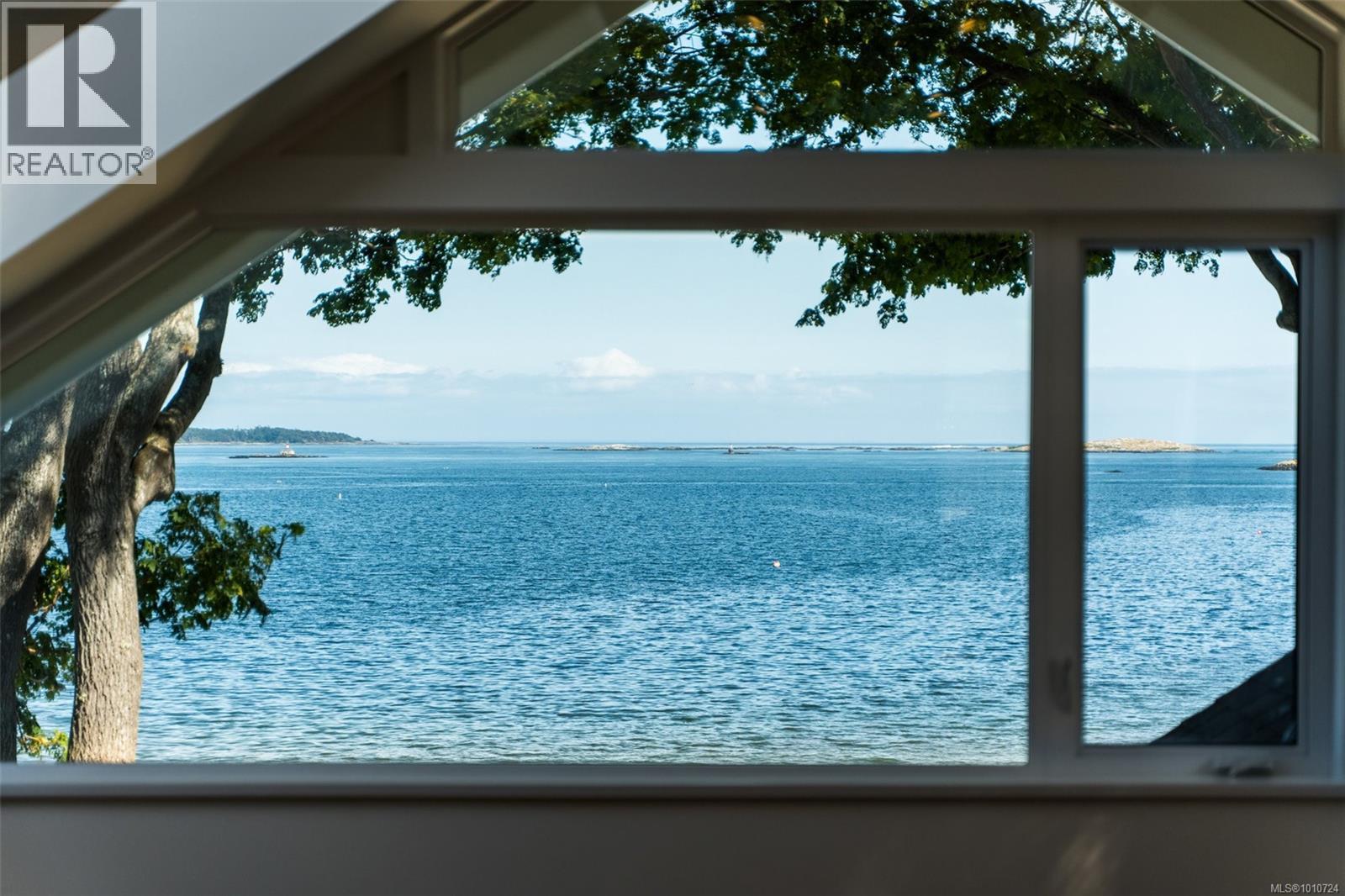  2170 Esplanade, Oak Bay