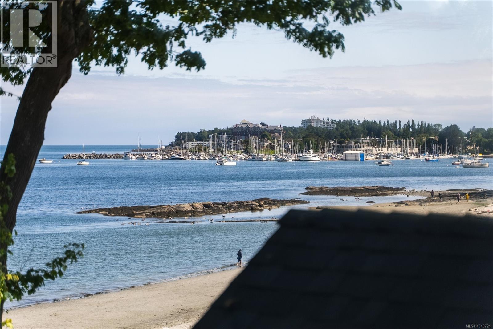  2170 Esplanade, Oak Bay