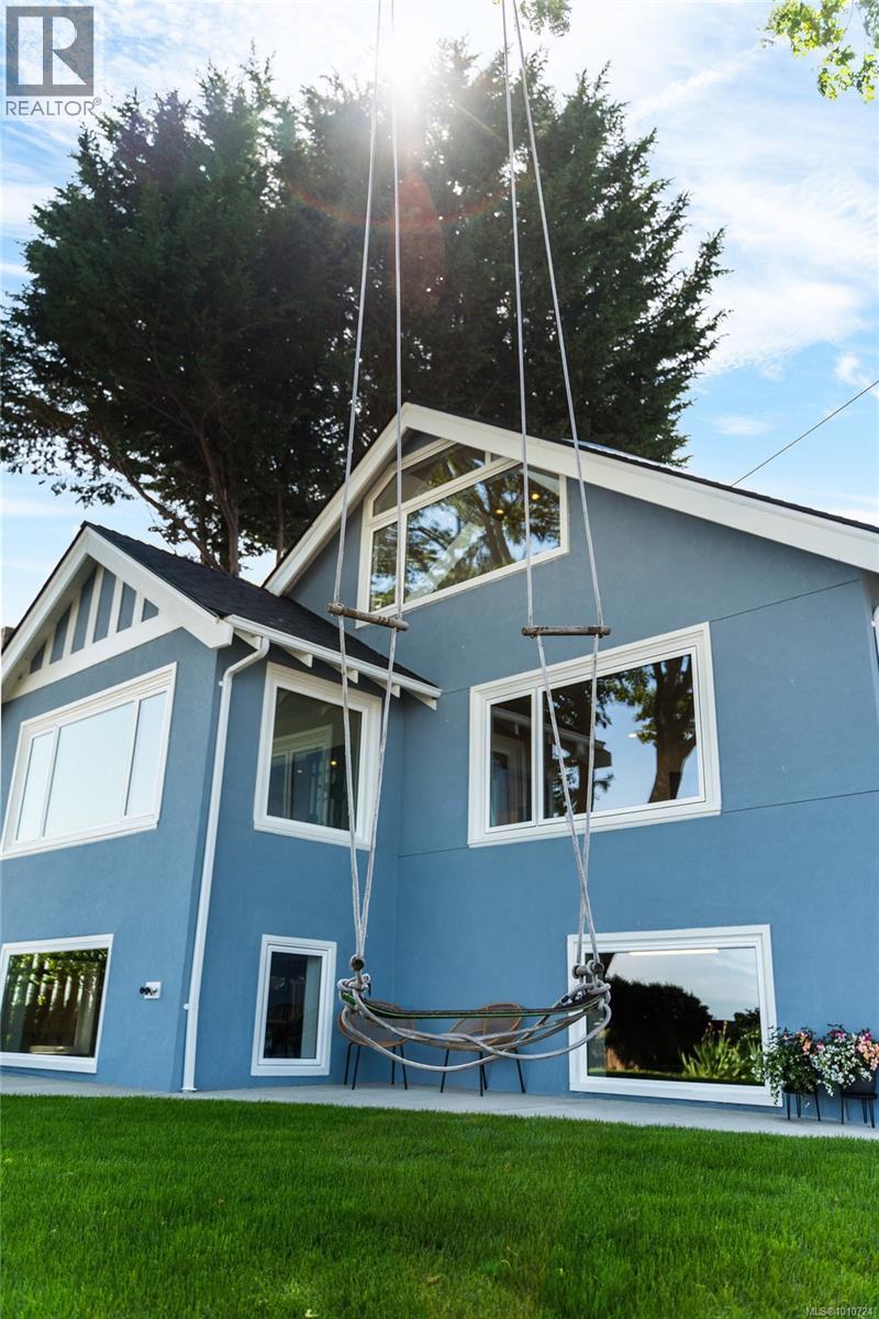  2170 Esplanade, Oak Bay