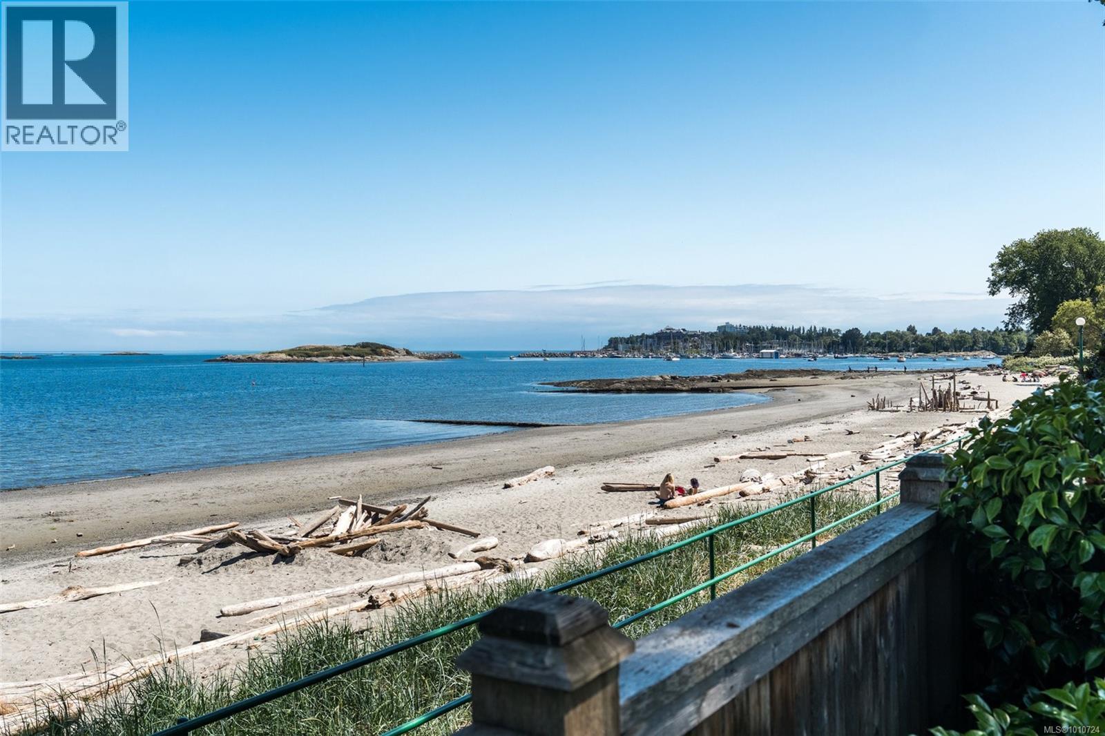  2170 Esplanade, Oak Bay