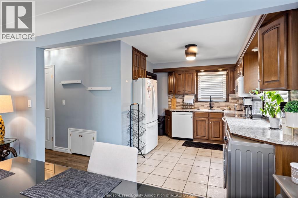 Photo 6 of 819 Rossini Boulevard, Windsor ON