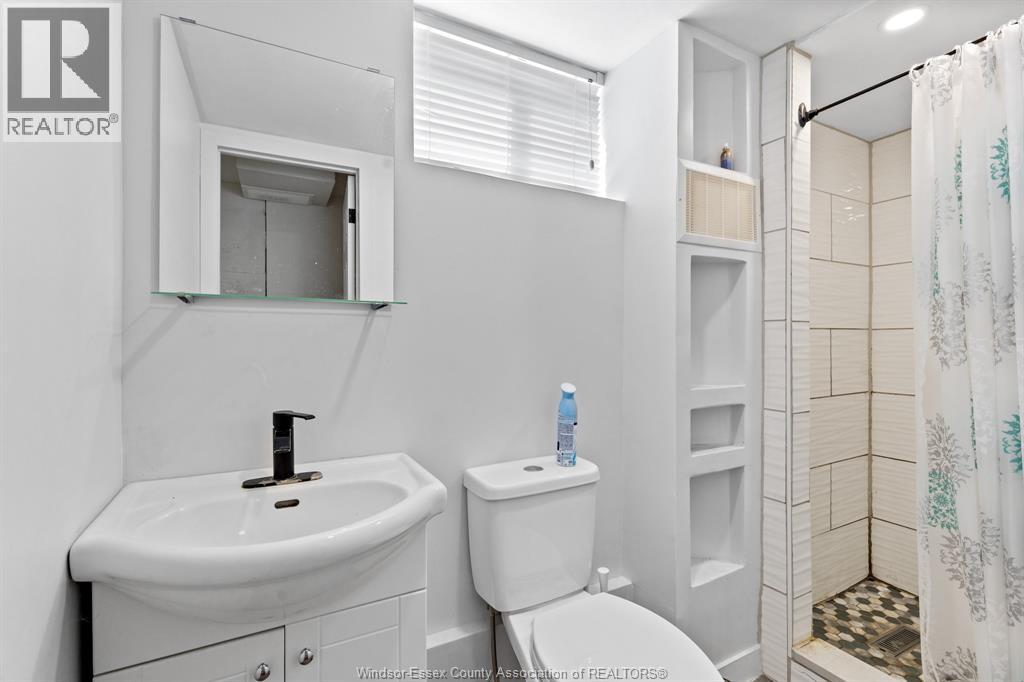 Photo 22 of 819 Rossini Boulevard, Windsor ON