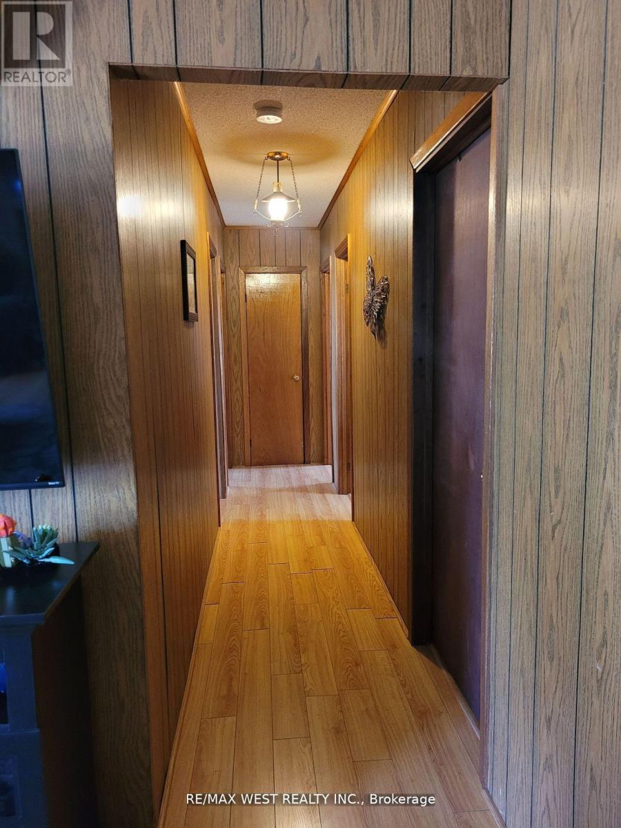 Photo 6 of 16 Fredrick Avenue, Tiny ON