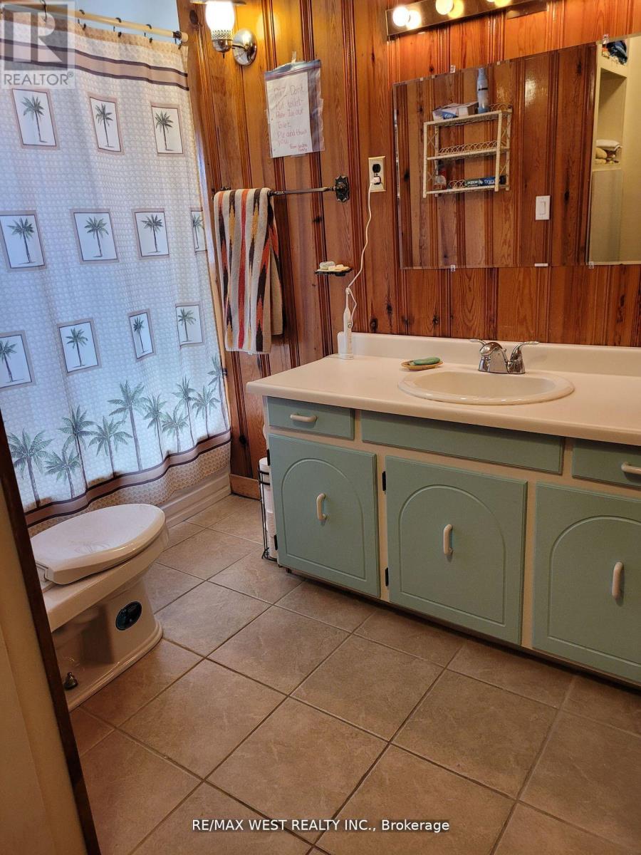 Photo 14 of 16 Fredrick Avenue, Tiny ON