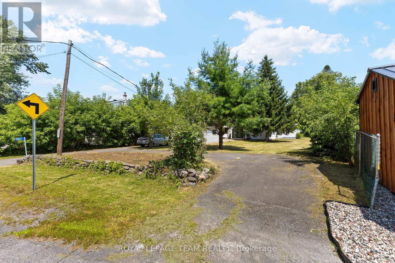 Photo 20 of 967 West Street W, Ottawa ON