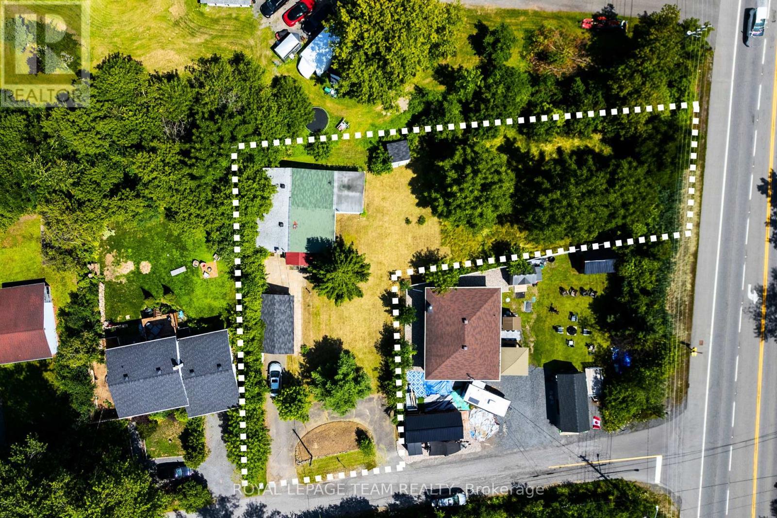 Photo 21 of 967 West Street W, Ottawa ON