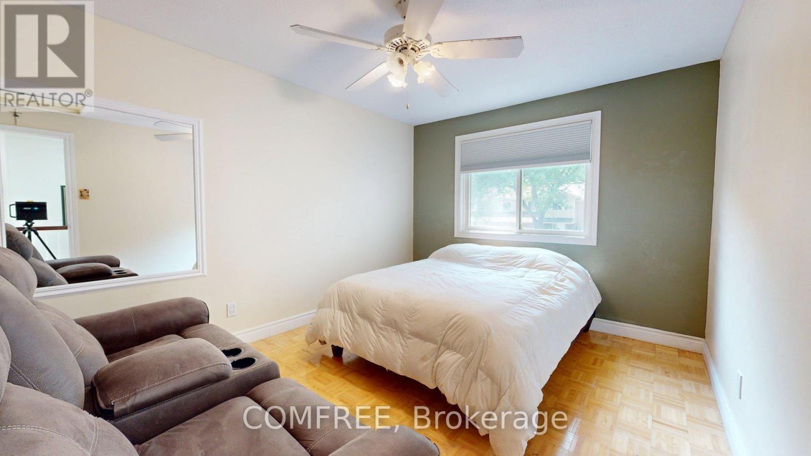 Photo 13 of 100 1145 Derable Place, Ottawa ON