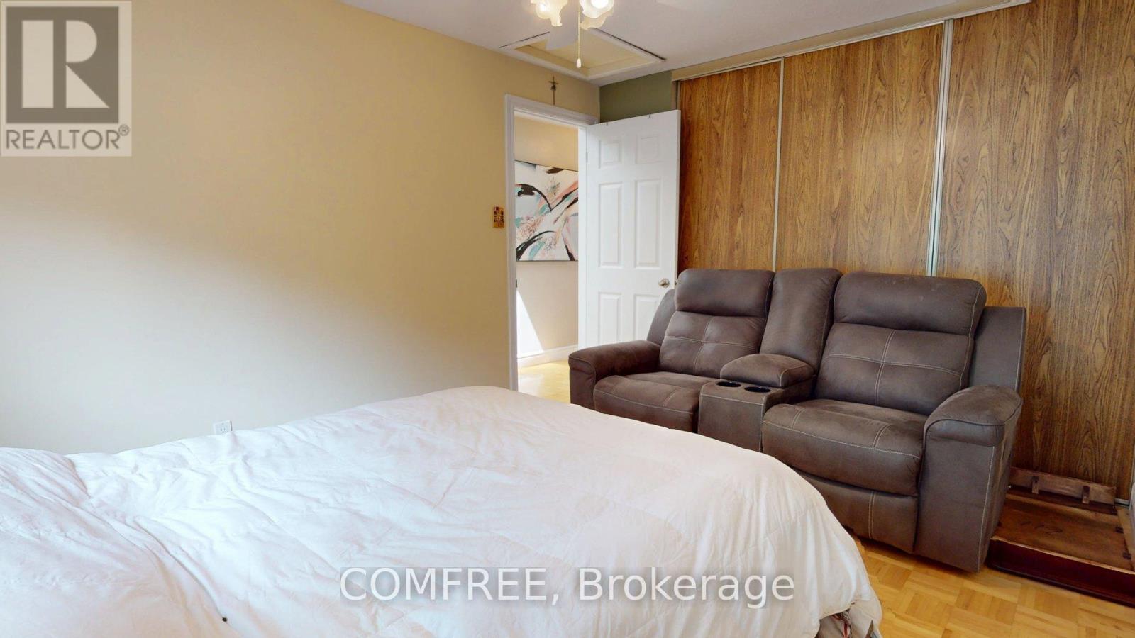 Photo 14 of 100 1145 Derable Place, Ottawa ON