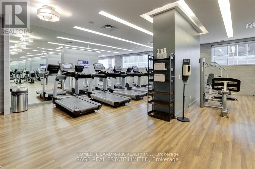 Photo 4 of 2504 155 Yorkville Avenue, Toronto ON