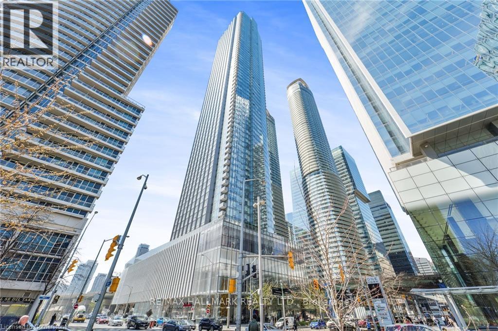 Photo 7 of 4107 10 York Street, Toronto ON