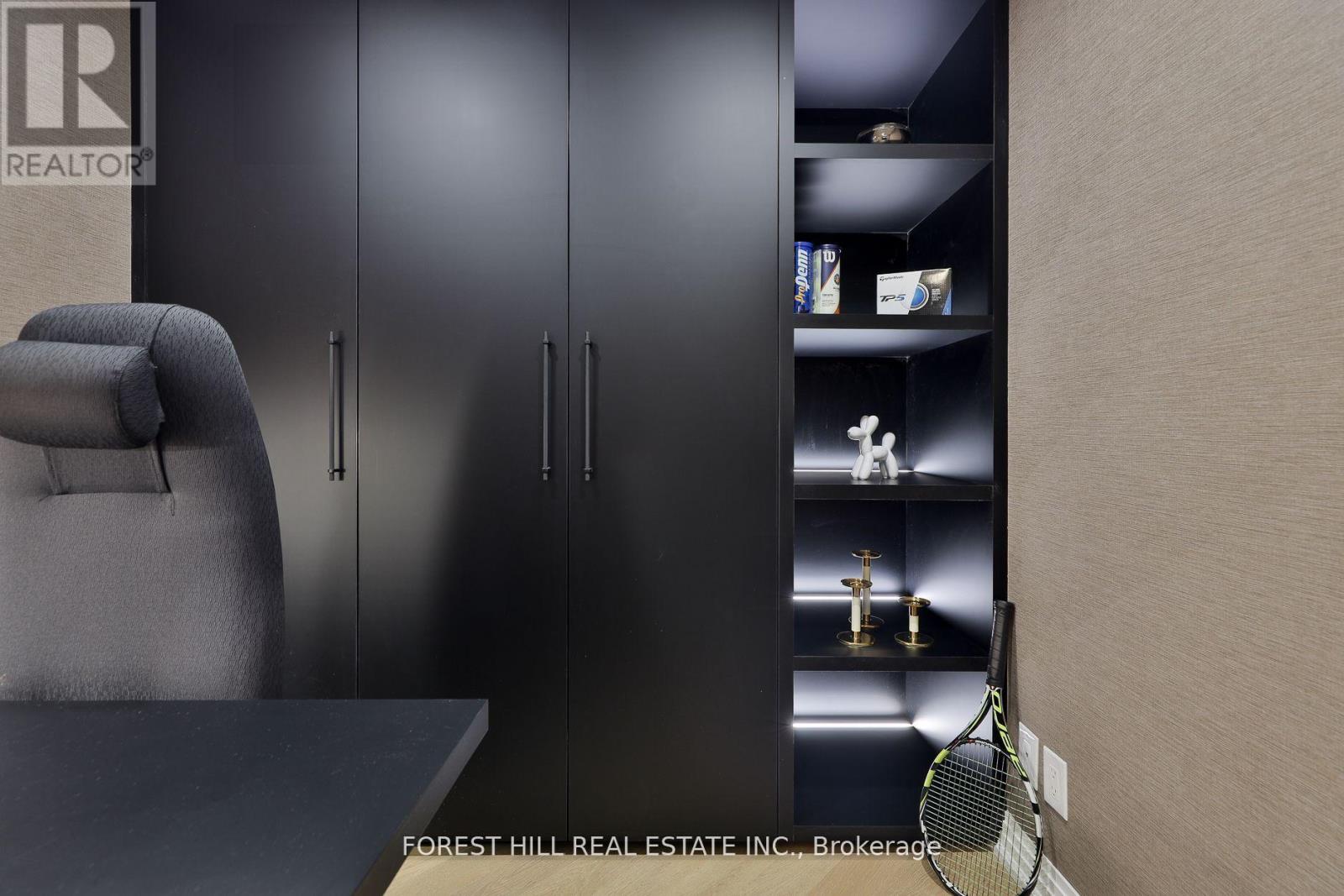 Photo 39 of 129 1 Benvenuto Place, Toronto ON