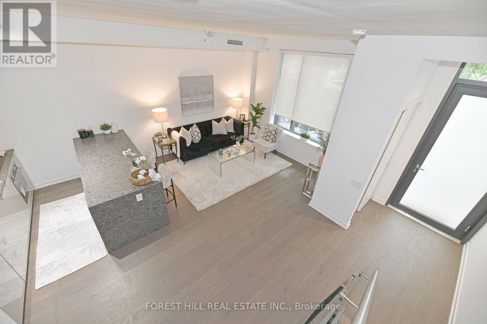 Photo 22 of 102 161 Roehampton Avenue, Toronto ON